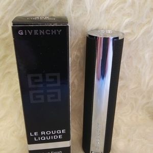 Givenchy Le Rouge Liquide #306 L'Interdit